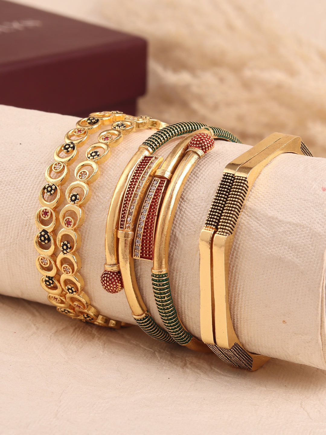 The Noorza Stack (Set of 6 Pcs / 3 Pairs)
