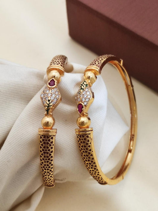 Radhika Bangles